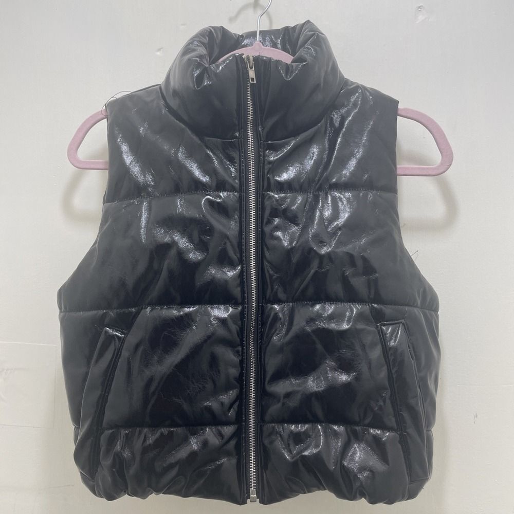 Ambiance Women's Black Shiny Puffer Vest Size S Medium‎ Zip Front Outerwear